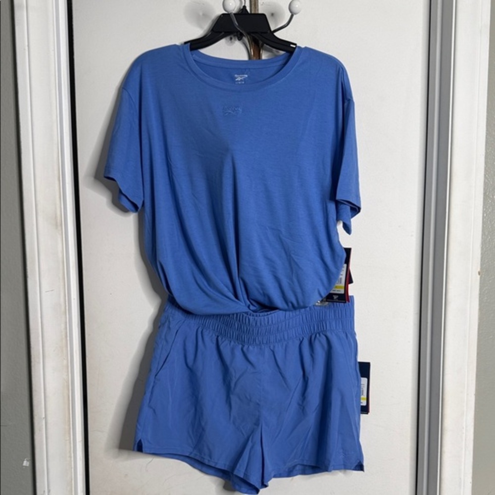 REEBOOK Ultramarine Set - shorts and Tee